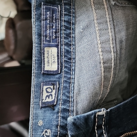 Miss Me Jeans - 30. Like New! - Picture 5 of 8